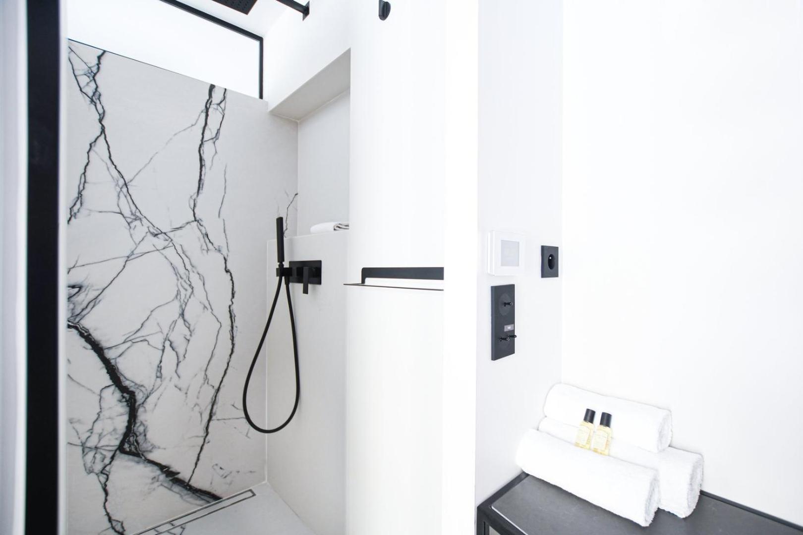 Modern Family Apartment Next To The Eiffel Tower 파리 외부 사진